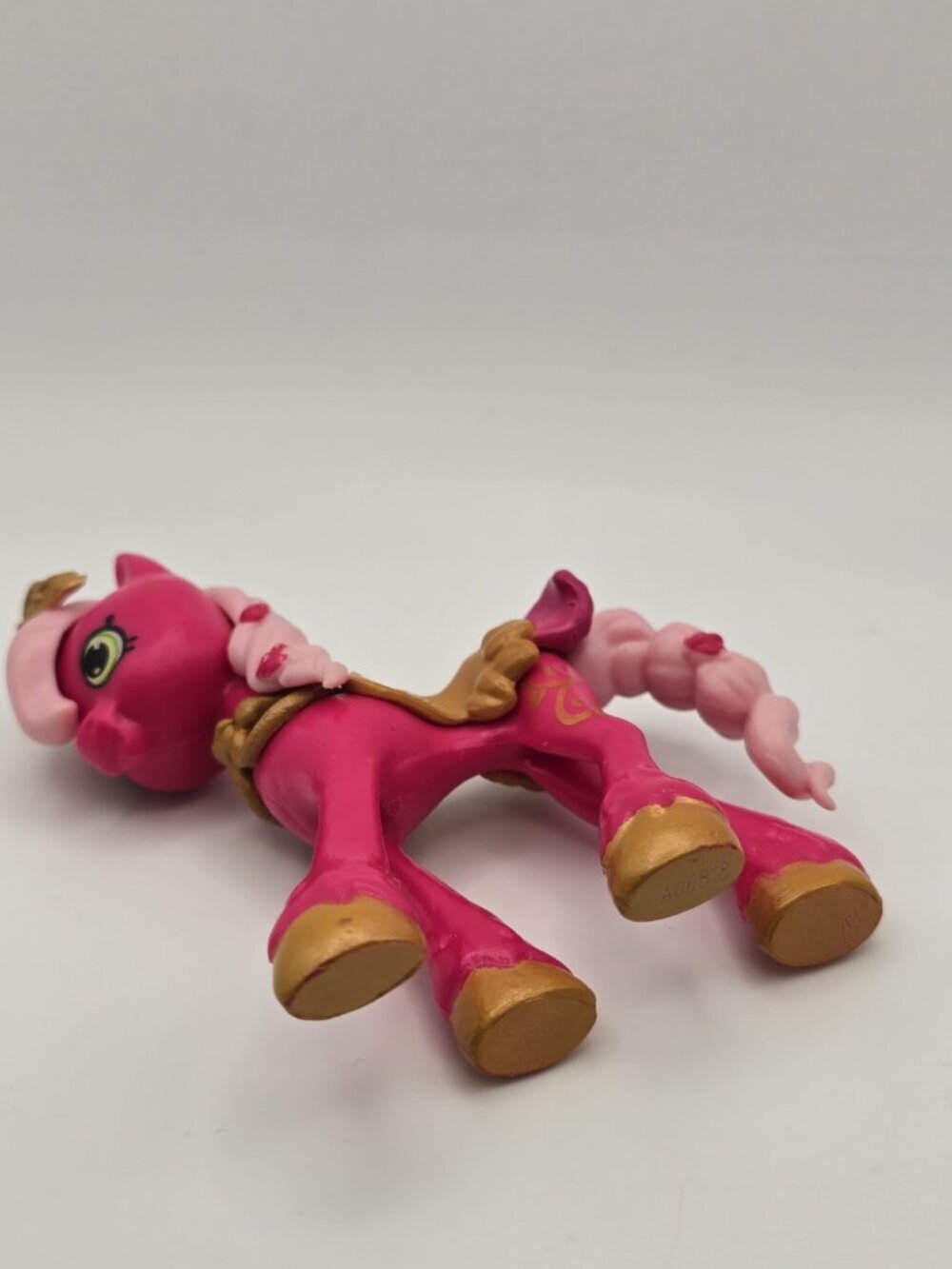 Happy Places Shopkins S4 Doll Royal Prancer Pony Figure - Picture 4 of 5